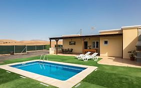 Villa Ralue